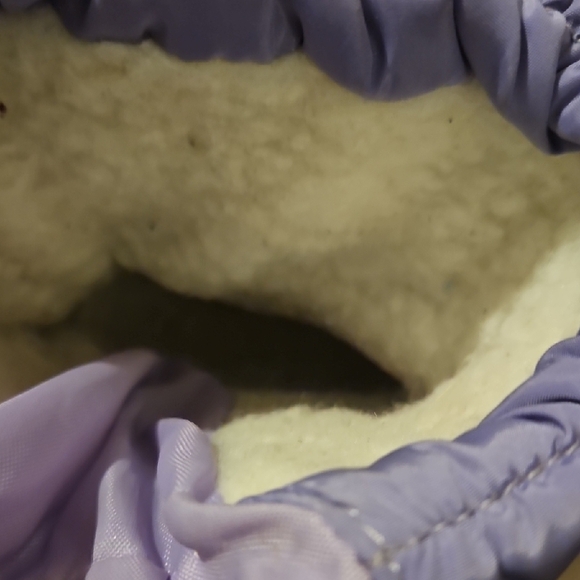 Adorababy Little Girls Snow Boots in Purple - Picture 6 of 9